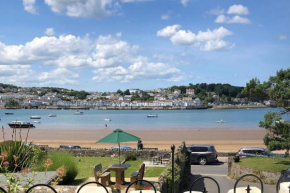 Upper Instow Beach Cottage